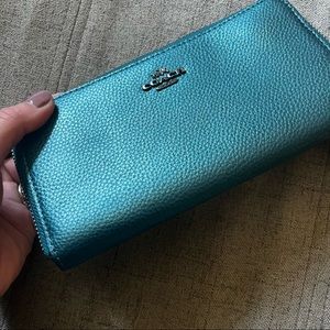 NWT COACH WALLET!